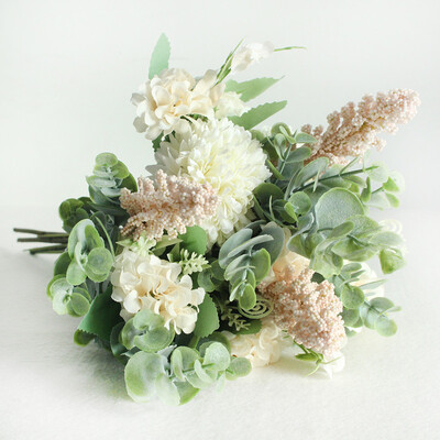 Meldel Esküvői Virágcsokor Műselyem Rózsa Lucky Ball Virág Otthon Esküvői Dekoráció Menyasszonyi Csokor Erdei Stílusú Eukaliptusz