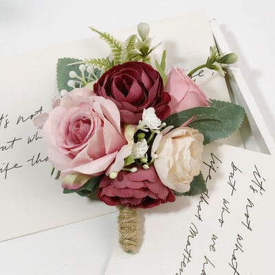 Κόκκινο και ροζ τριαντάφυλλο μπουτονιέρα γάμου για τη νύφη Μεταξωτό τριαντάφυλλο κορσάζ Αξεσουάρ γάμου Χειροποίητο ramillete boda novio