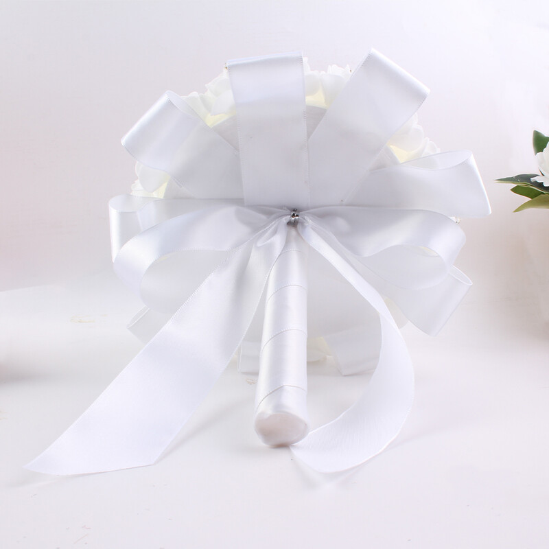 1 vnt. Nauja vakarietiško stiliaus romantiškų svajonių vestuvių rankų darbo juostelių imitacijos rožės Rankų darbo deimantinė blizganti nuotakos puokštė