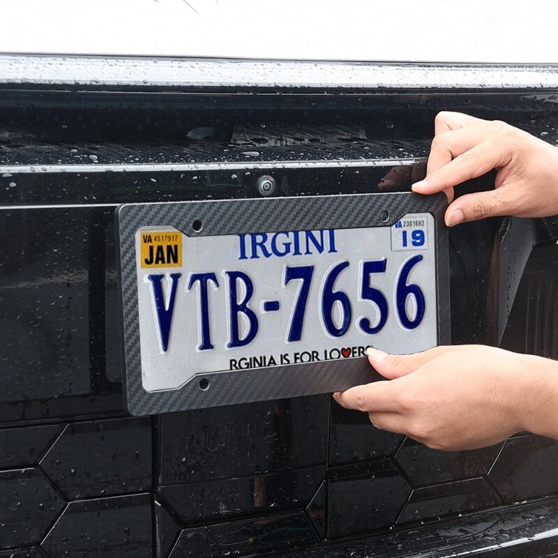 Univerzalni ABS okvir registarske pločice s uzorkom od ugljičnih vlakana, američki standardni nosač okvira registarske pločice sa standardnim kompletom vijaka 30*15CM