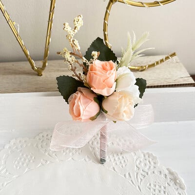 Μπουτονιέρα Αξεσουάρ Γάμου Κουμπότρυπα Γαμπρός Καρπός Κορσάζ Νύφη Μπουτονιέρα για Άντρες Τεχνητά Λουλούδια Κόκκινα Τριαντάφυλλα Μεταξωτό Ιβουάρ