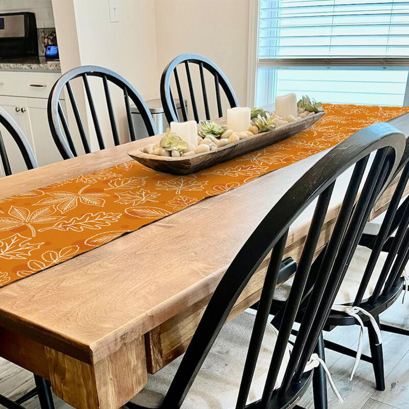 Есенен кленов лист, оранжев флаг за маса, кленов лист, оранжев дизайн на точки