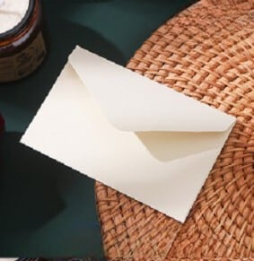 30 ks mini retro obálok, pohľadníc, darčekových kariet, malých kraftových obálok, leteckých pošty, školských, kancelárií a darčekov 70x105 mm