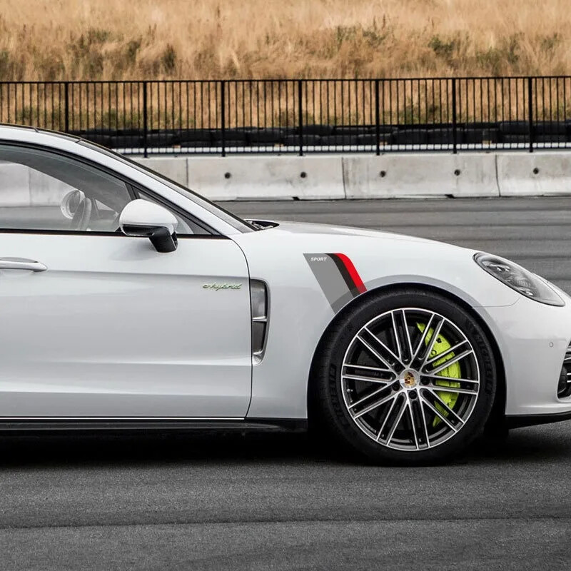 Automašīnas riteņu uzacu rotājums ielīmēts lapu dēlis SPORT modificēta trīs krāsu uzlīme personības radošs ēnojums dekoratīvs auto stic