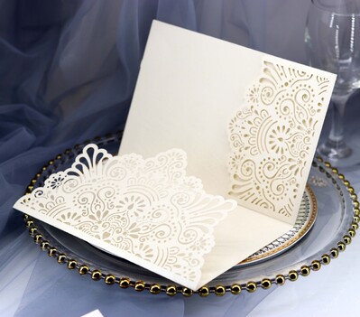 10 tk 13 värvi laseriga lõigatud Noble Flora kutsed kaart Elegantne pits eelistus ümbrikud pulmapeo sisustus