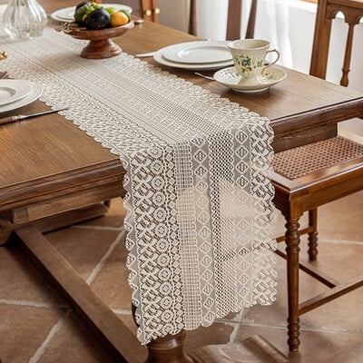 1vnt smėlio spalvos tuščiaviduris staliukas, bohemiško stiliaus, tinkantis vestuvėms, banketams, vakarėlio stalo dekoravimui, batų spintelė