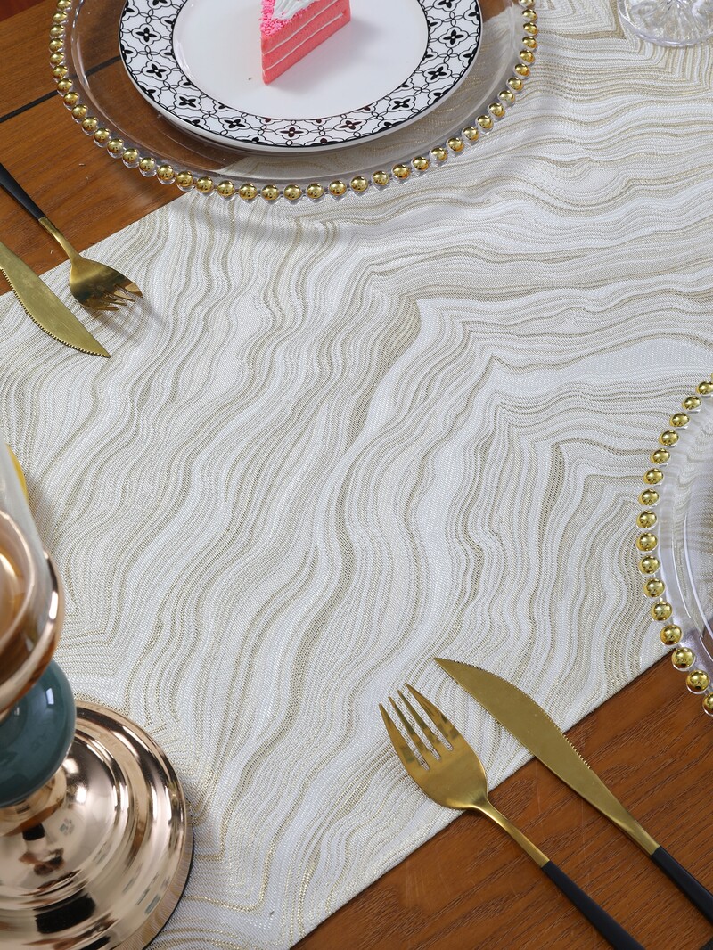 Arany asztali futók, hőálló vinil asztali futók, vízálló és mosható étkezőasztali futók partikhoz