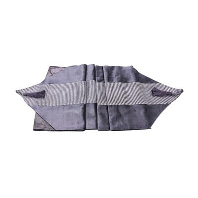 1 vnt. Šiuolaikinės mados stalo bėgiai Aukštos kokybės flaneliniai deimantiniai bėgikai, skirti vestuvių vakarėliui, banketui, nauji namų dekoravimo reikmenys