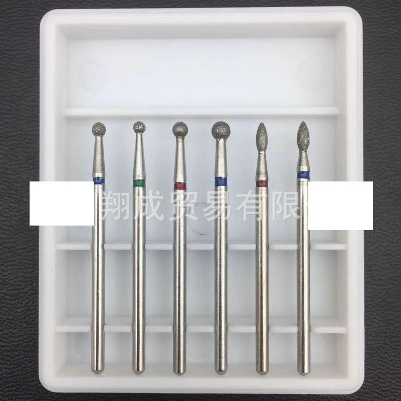 Įvairios manikiūro šlifavimo galvutės, 11 daugiafunkcinių maišelių, nešiojami pažangūs poliravimo įrankiai negyvai odai pašalinti