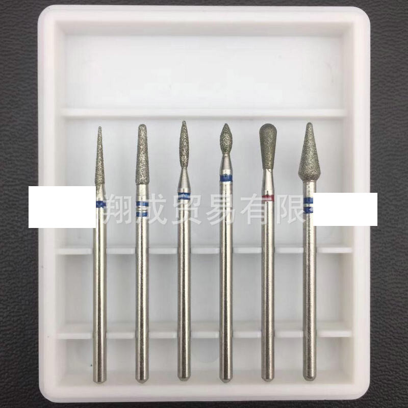 Įvairios manikiūro šlifavimo galvutės, 11 daugiafunkcinių maišelių, nešiojami pažangūs poliravimo įrankiai negyvai odai pašalinti