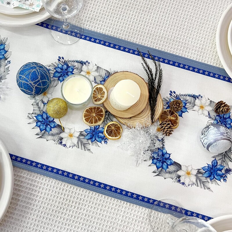 Winter Pine Tree Table Runner Blue Christmas Poinsettia Wreath Decor for Кухня Трапезна маса Център Домашно парти Поставка за телевизор Празник