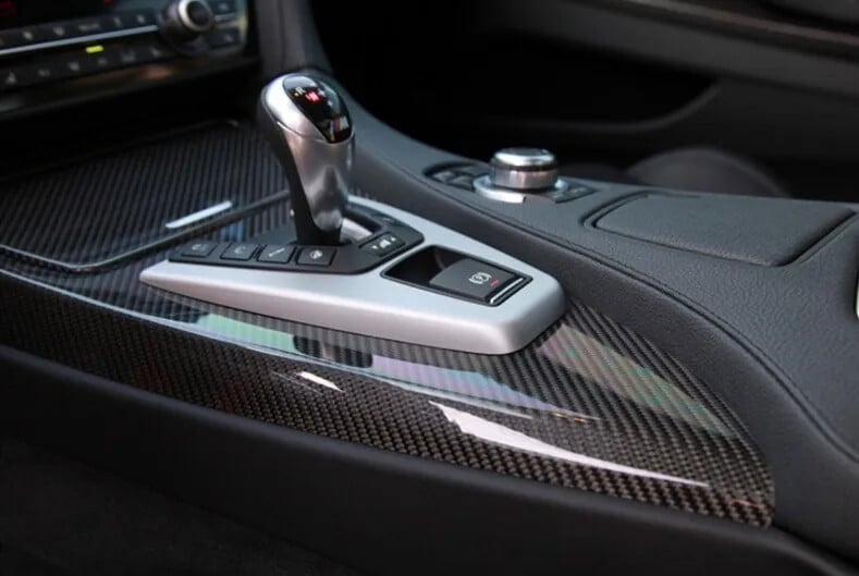 Εξαιρετικά γυαλιστερό 6D μεμβράνη βινυλίου από ανθρακονήματα Αυτοκόλλητο αυτοκινήτου με φυσαλίδες αέρα Δωρεάν για περιτύλιγμα αυτοκινήτου Υπολογιστής Τηλέφωνο Μοτοσικλέτα