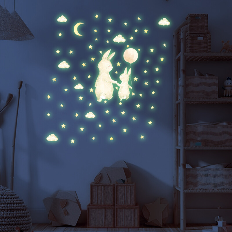 Animacinio filmo baliono triušio šviečiantys sienų lipdukai vaikams miegamojo švytintys tamsoje balti debesys žvaigždės spindi lipdukai kambario apdaila