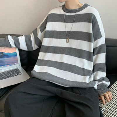 M82pexrozna Trendy prugasti džemper s okruglim izrezom za muškarce, pleteni pulover, gornji dio ležernog stila, korejska verzija Cool studentske linije