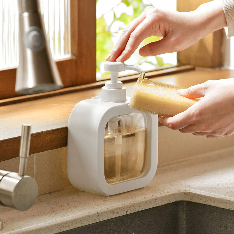 Dávkovač mydla do kúpeľne 300/500 ml, doplniteľný, držiak na sprchový gél a šampón, prenosný cestovný dávkovač, prázdna fľaša s pumpičkou do kúpeľa