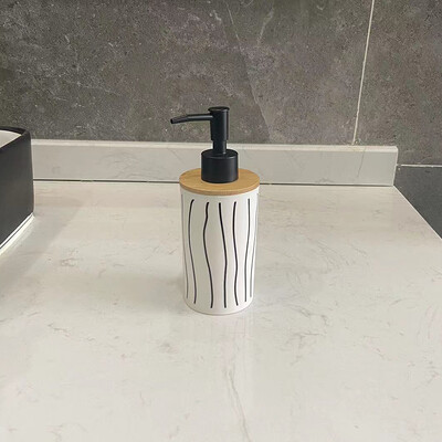 Műanyag folyékony szappan adagolók bambusz huzattal, kézmosó palack, tusfürdő samponos flakonok, fürdőszobai kiegészítők, 320 ml