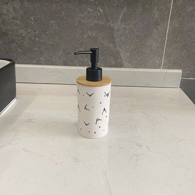 Műanyag folyékony szappan adagolók bambusz huzattal, kézmosó palack, tusfürdő samponos flakonok, fürdőszobai kiegészítők, 320 ml