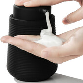 Putojantis muilo dozatorius vonios kambariui, virtuvės stalviršis – 11 uncijų, juoda juostelė – profesionalus putplasčio muilo dozatorius