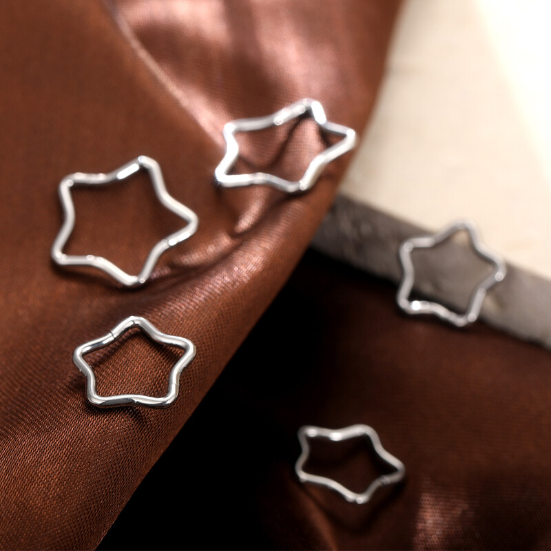 1 db Titanium Star Daith fülbevaló kagyló Helix Septum Piercing Clicker szegmens orrgyűrű Helix Rook fülpiercingek női ékszerek 16G