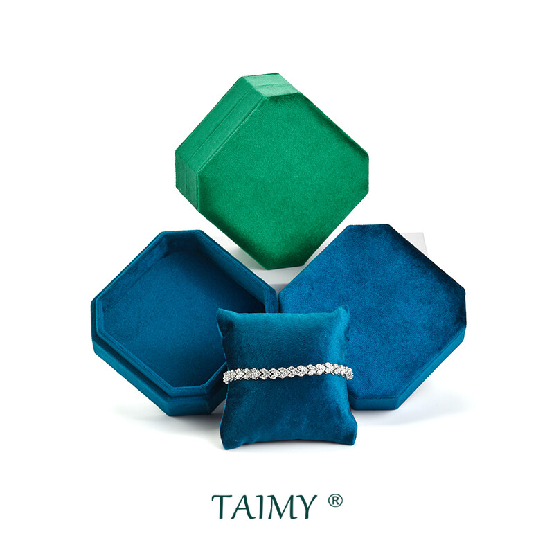 Prabangus kvadratinis aksominis logotipas apyrankės papuošalų laikrodžių dovanų dėžutės su pagalvės vidiniu papuošalų pakuotės dėklu