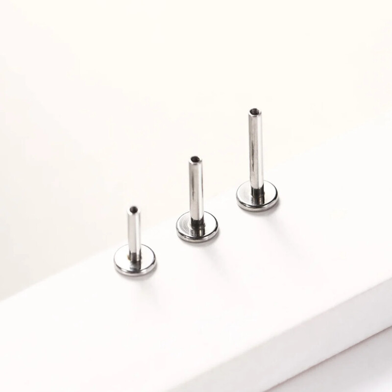 10 ks G23 titánové labret 16G 18G 4/14mm tyč s vnútorným závitom, septum, ušné pery, piercing do nosa, tragus, doplnky do tela, šperky