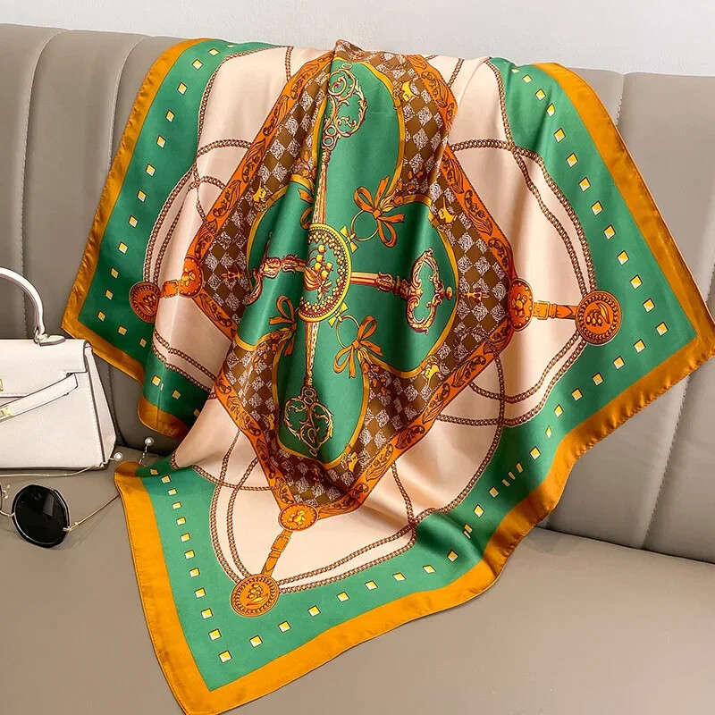 Επώνυμα πολυτελές Silk Square καρό κασκόλ Γυναικείο σατέν λαιμό δεσμός για μαλλιά Soft Work Neckerchife 2021 ΝΕΟ Hijab Head Female Foulard