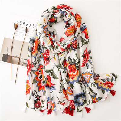 Luksusa zīmola kokvilnas šalle Sieviešu lielas šalles dizains Hijab Echarpe Print Pušķi Šalles Lady Beach Stole Izpūtējs Foulard Pareo
