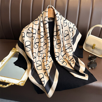 Prabangus 90*90cm kvadratinis šilko šalikas Moteriškas laiškas Plaukų juosta Kaklo skara Šalikai Bandanna Galvos juosta Foulard Kaspinai Apvyniojimai Moteriški Šalikai