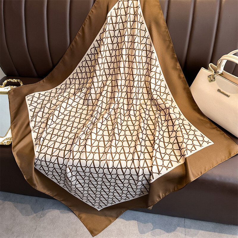 Prabangus 90*90cm kvadratinis šilko šalikas Moteriškas laiškas Plaukų juosta Kaklo skara Šalikai Bandanna Galvos juosta Foulard Kaspinai Apvyniojimai Moteriški Šalikai