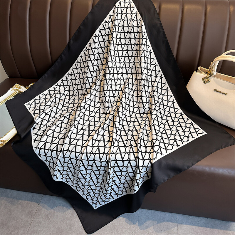 Prabangus 90*90cm kvadratinis šilko šalikas Moteriškas laiškas Plaukų juosta Kaklo skara Šalikai Bandanna Galvos juosta Foulard Kaspinai Apvyniojimai Moteriški Šalikai