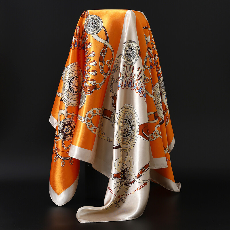 90X90CM skarelė Europoje ir Amerikoje mados juostos Four Seasons Prabangūs kvadratiniai šilko kaklaskarės Nauji tinklinio spausdinimo skaros nuo saulės