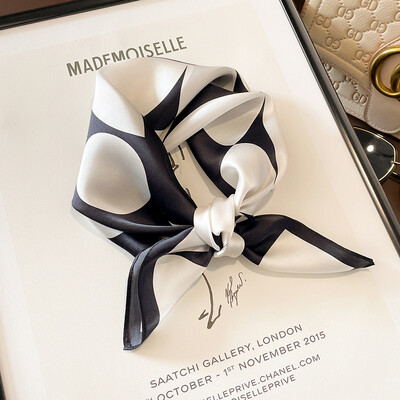 100%-ban természetes, valódi selyem sál női új nyomtatású nyakú hajpánt négyzet alakú kendő, nyakkendő, női hidzsáb poncsó bandana fejpánt 2023