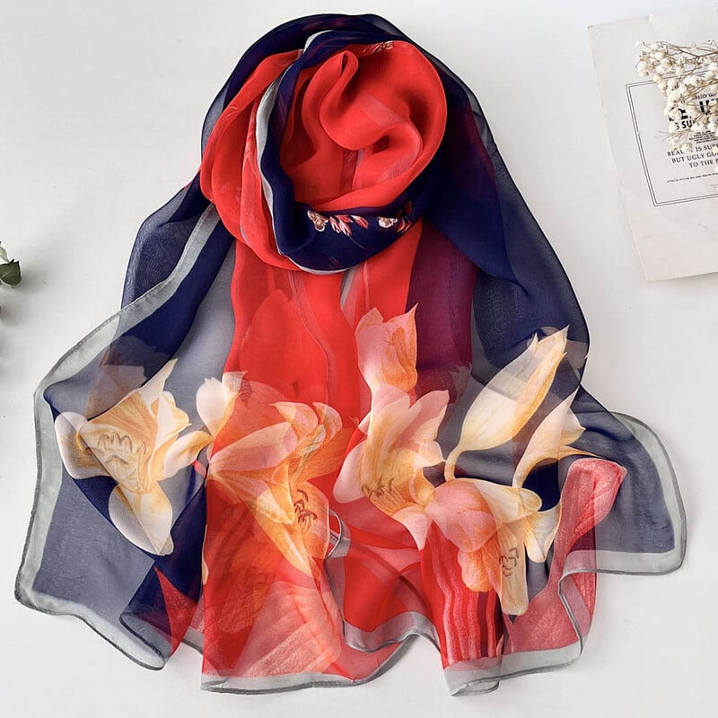 Prechodová potlač ľalie Pekné ženy Elegantný šifónový Georgette Bandana šatka Letná plážová opaľovací krém Tenká šatka