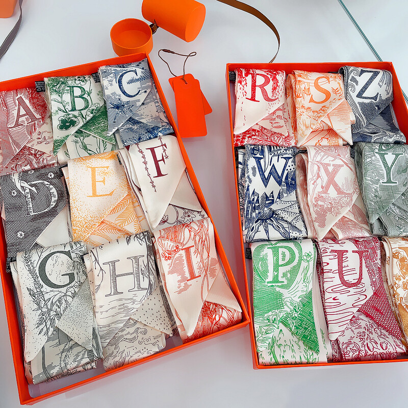 26 Γράμματα Tarot Constellation Πολυτελής τσάντα Κασκόλ Μάρκα Twill Μεταξωτά Κασκόλ Γυναικεία Νέα Σχέδια Hijab Μαντήλι Μαντίλι Μαλλιά Κασκόλ