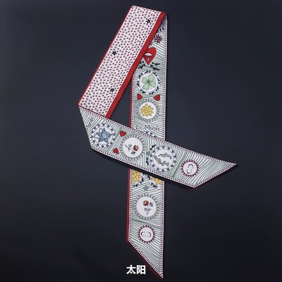 Nouă Bandană literară la modă Simulare de mătase 70*70cm Esarfe pătrate cu temperament Femei Primăvară/vară Esarfă moale din satin