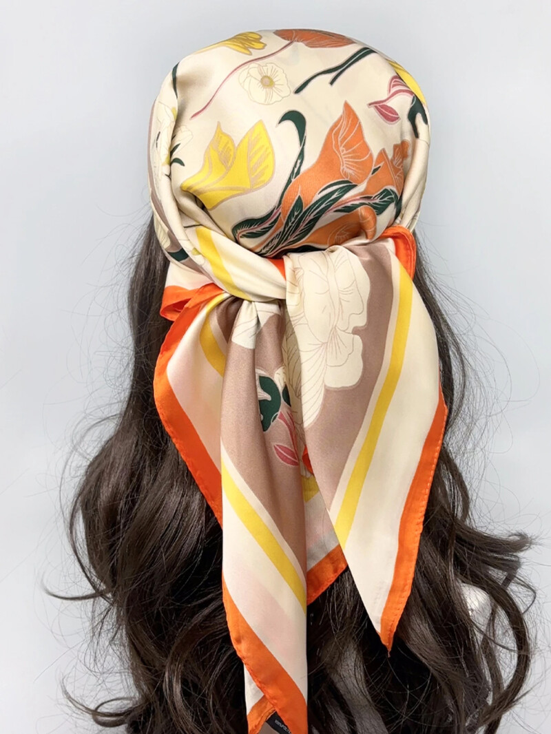 Nouă Bandană literară la modă Simulare de mătase 70*70cm Esarfe pătrate cu temperament Femei Primăvară/vară Esarfă moale din satin