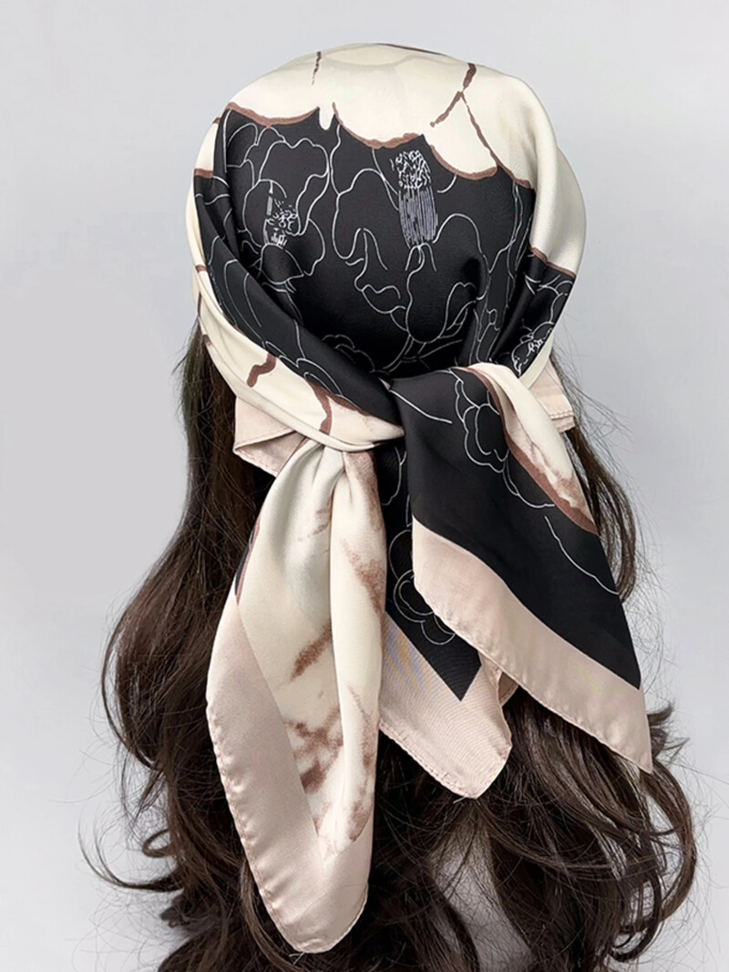 Nouă Bandană literară la modă Simulare de mătase 70*70cm Esarfe pătrate cu temperament Femei Primăvară/vară Esarfă moale din satin