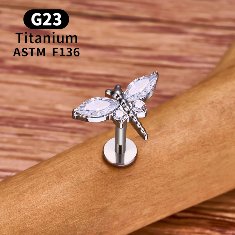 Titánové náušnice G23 s vážkou pre ženy, 16G CZ s vnútorným závitom, labret, piercing do chrupavky, tragus, daith, piercing do tela