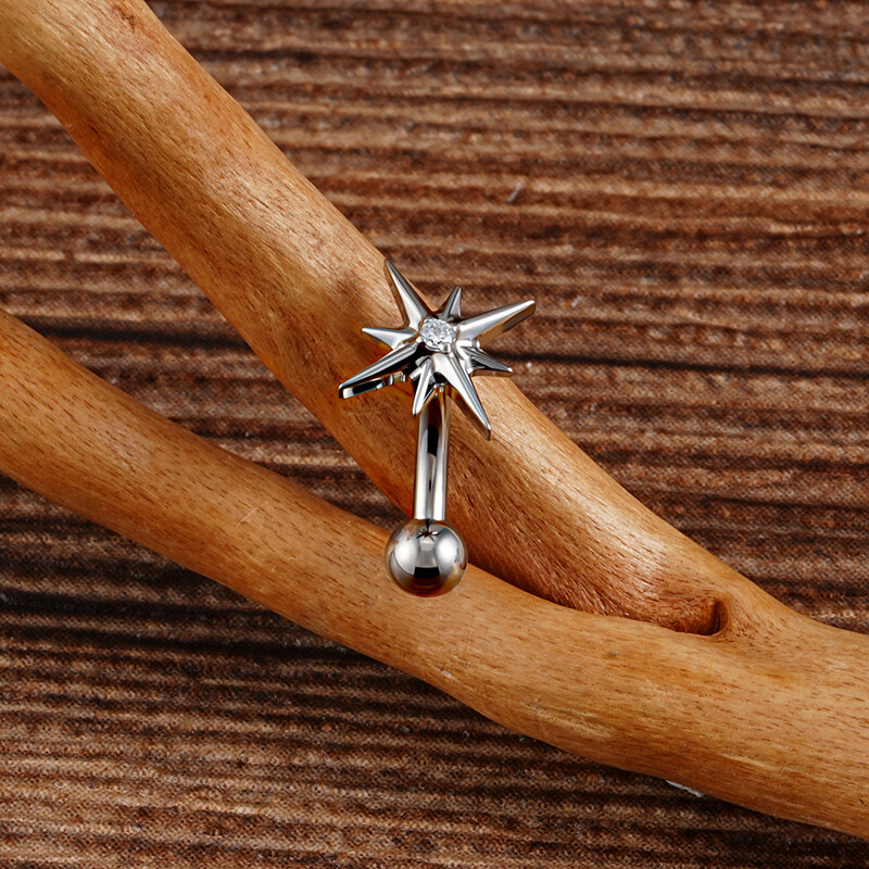 Piercing do labretu tragus, titán 16G, ASTM F136, náušnica s rytou CZ, zaoblená činka, 6 mm, 8 mm.