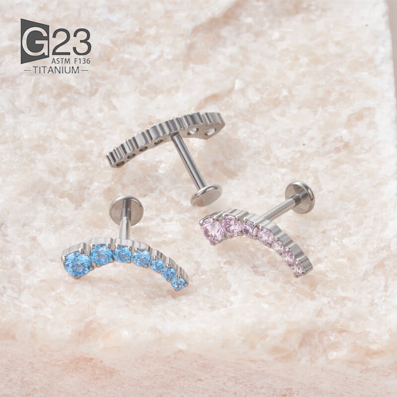 ASTM F136 Titanium EAR PIERC 7 CZ ívelt fogas burkolt felső menetes labret szegecsek Tragus Pircing fülbevaló ajakgyűrű piercing ékszer