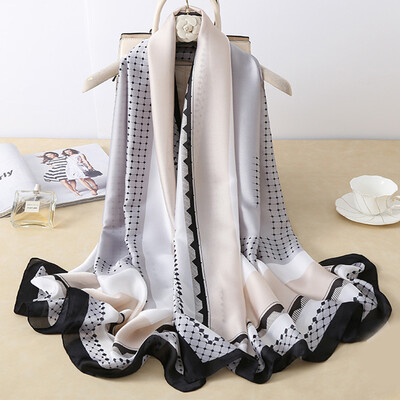 180X90cm Μεγάλα σάλια Φθινοπωρινά, ανθεκτικά στη σκόνη, αντηλιακά μαντήλια με τυπώματα αντηλιακής πετσέτας παραλίας Δημοφιλή γράμματα σατέν μεταξωτό μπαντάνα χειμώνα