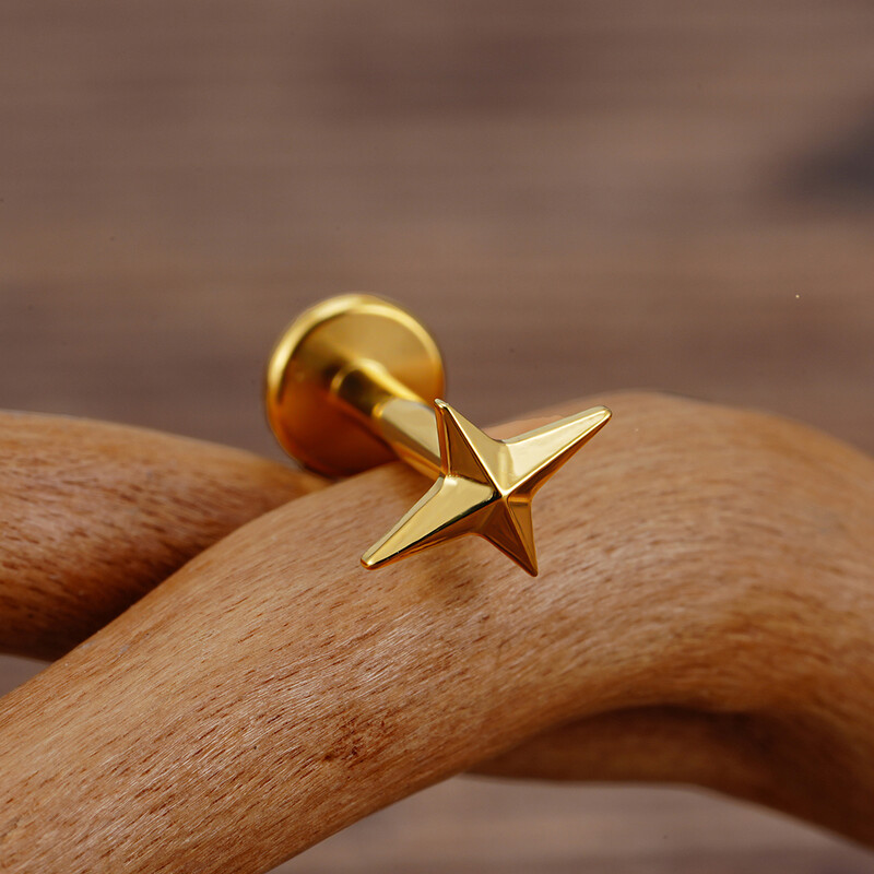 Right Grand ASTM F136 titan 16G četverokraka zvjezdasta naušnica hrskavice Helix Tragus Stud Flatback Labret Nose Stud Piercing