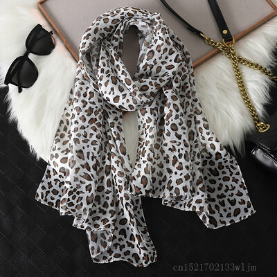 2023 Fashion Printed Leopard Chiffon Hijab Κασκόλ Γυναικεία Pareo Lady Bandanas Πετσέτες παραλίας Καλοκαιρινό μουσουλμανικό πέπλο με πέπλο Γυναικείο φουλάρι