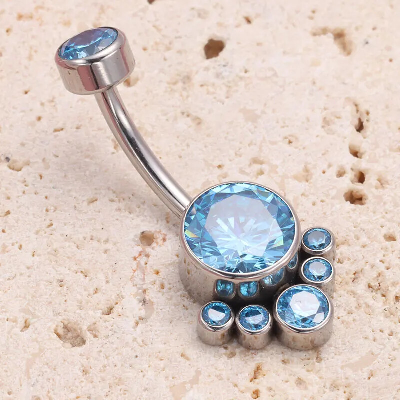 Piercing do pupka s titánovým modrým zirkónom a trblietkami pre dievčatá, luxusný sexi piercing do brucha, 14G, vnútorný závit, ružový.