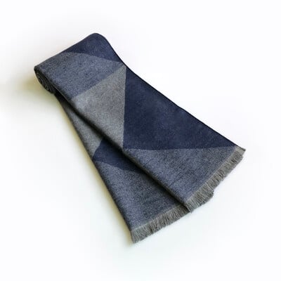 2024 Egyedi dizájn Kockás Kétoldalas Kasmír Sál Kendő Téli Férfi Luxus Márka Puha Meleg Sima Bandana Sálak Poncsók Pakolás