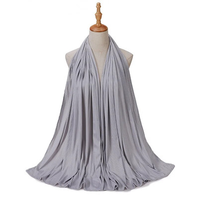 Ženski hidžabi Muslimanski šal Nove pletene jednobojne tkanine Ženski prugasti šal Malajska marama za slobodno vrijeme, Lndonesia Veleprodaja