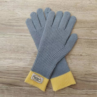 Mănuși tricotate calde pentru femei Mănuși de lână cu degetele despicate pentru cuplu Ecran de călărie în aer liber Mănuși cu dungi pufoase Cadou de Crăciun