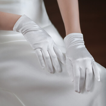 WG066 Елегантни сатенени бели къси булчински ръкавици Finger Wrist Bridesmaid Handschuh Women Pageant Perform Prom Accessories