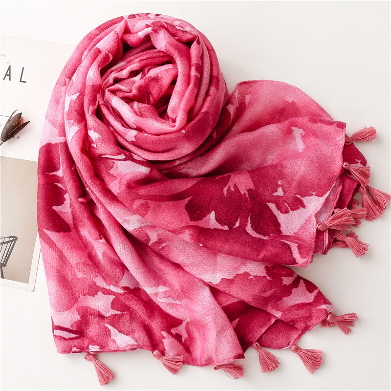 Új divatos stílusú tintafestés puha pamut és vászon kendő bojtárral, tömör virágmintás muszlim női hosszú sál, hidzsáb