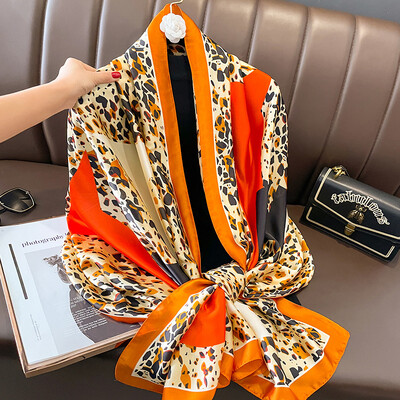 Divat selyem sál női kendő Új nyomtatás Senior Sense Pakolások női őszi és téli vékony temperamentum kendő sima hidzsábokkal